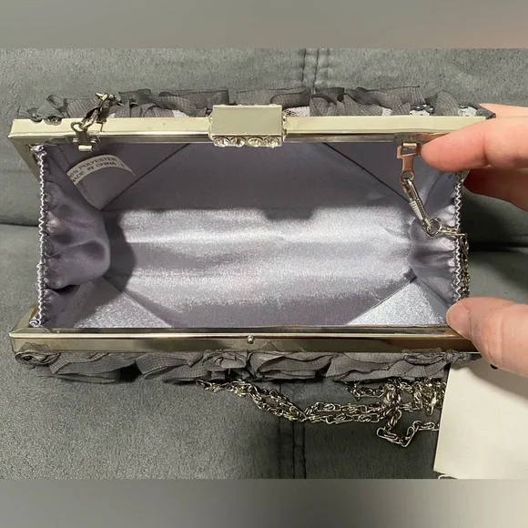Versona Gray/Silver Floral Sequin Clutch Bag Removable Straps NWT - Picture 6 of 11